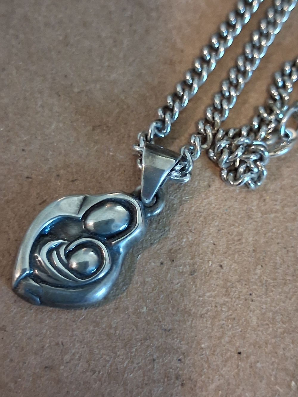 James Avery 925 Silver Mom Baby Necklace Pendant Necklace 24" Chain - Picture 2 of 10